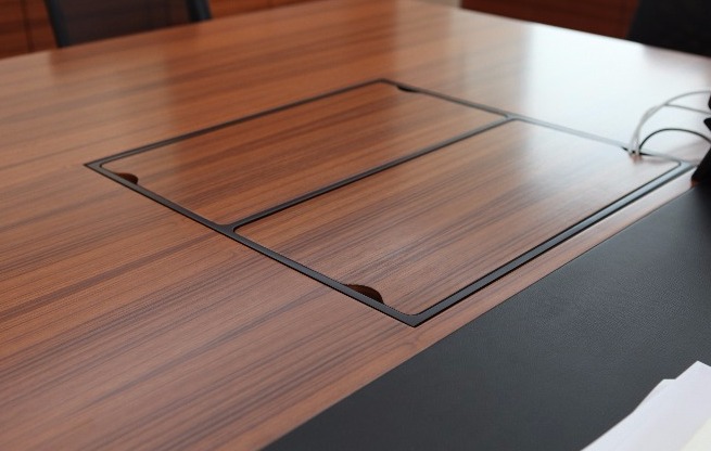 Calinos Meeting Table