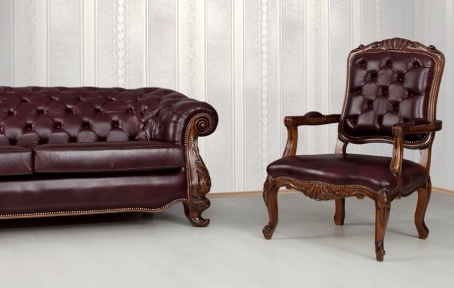 Former Sofa Set